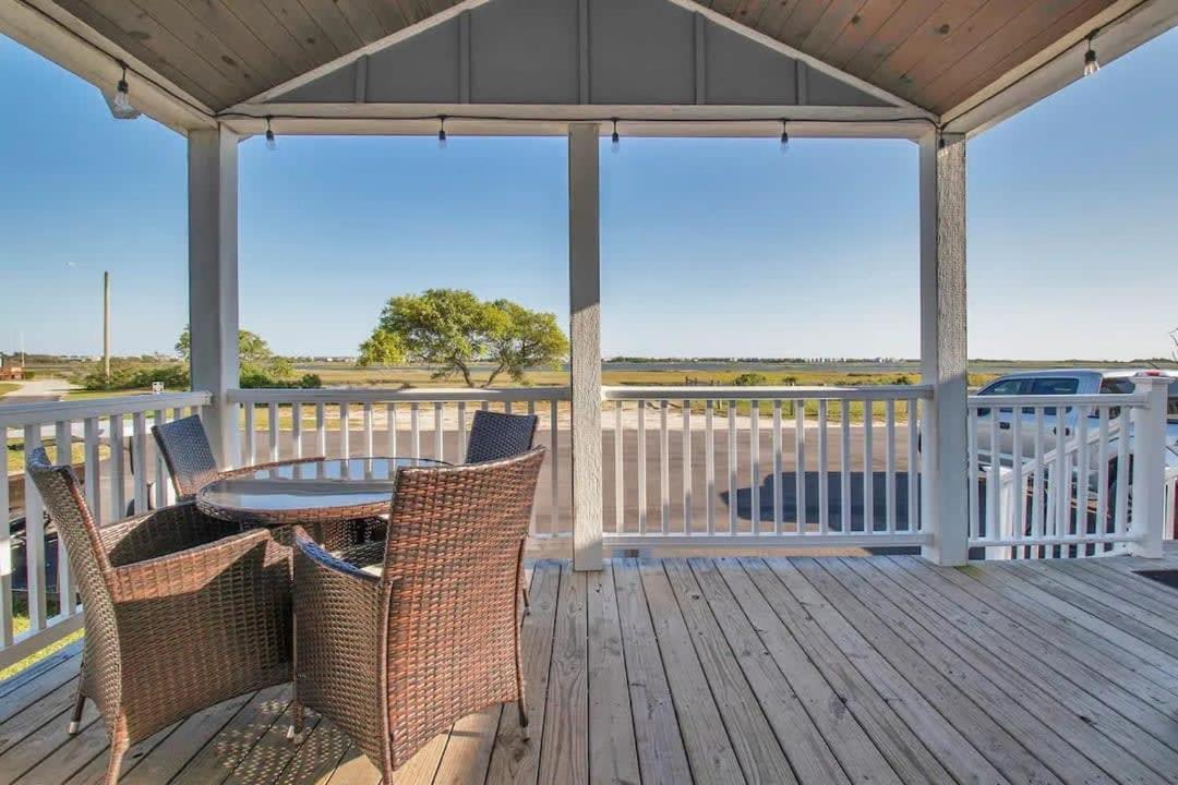Surf City 2Br Park Home With Waterfront View And Parking Екстер'єр фото